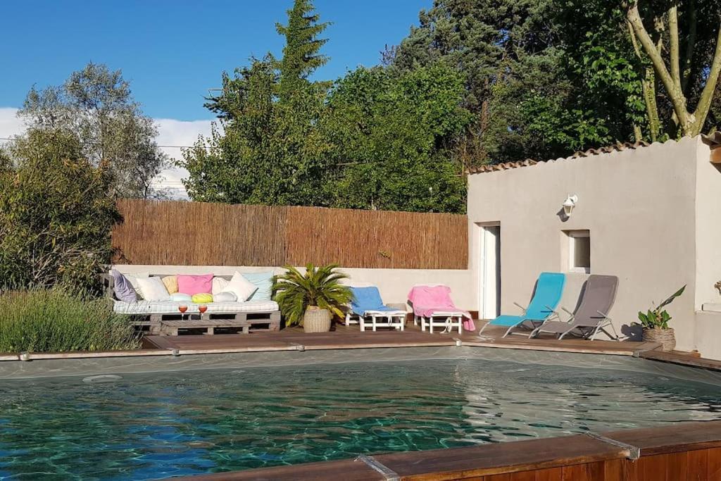 Location Appartement Dans Mas Provencal Monteux Buitenkant foto